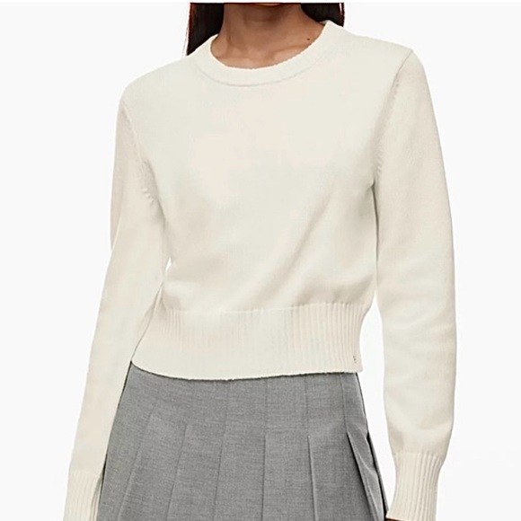 Aritzia Sweaters - Aritzia Sunday Best- Brendah Sweater Whisper White. Size: Medium